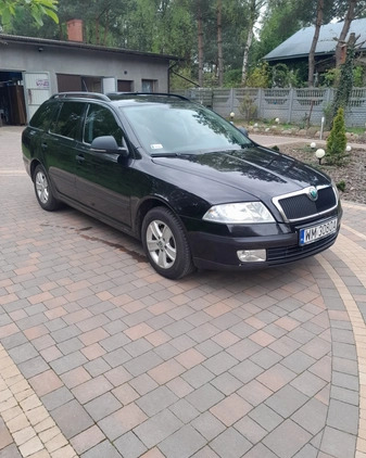 Skoda Octavia cena 17900 przebieg: 259000, rok produkcji 2011 z Moryń małe 56